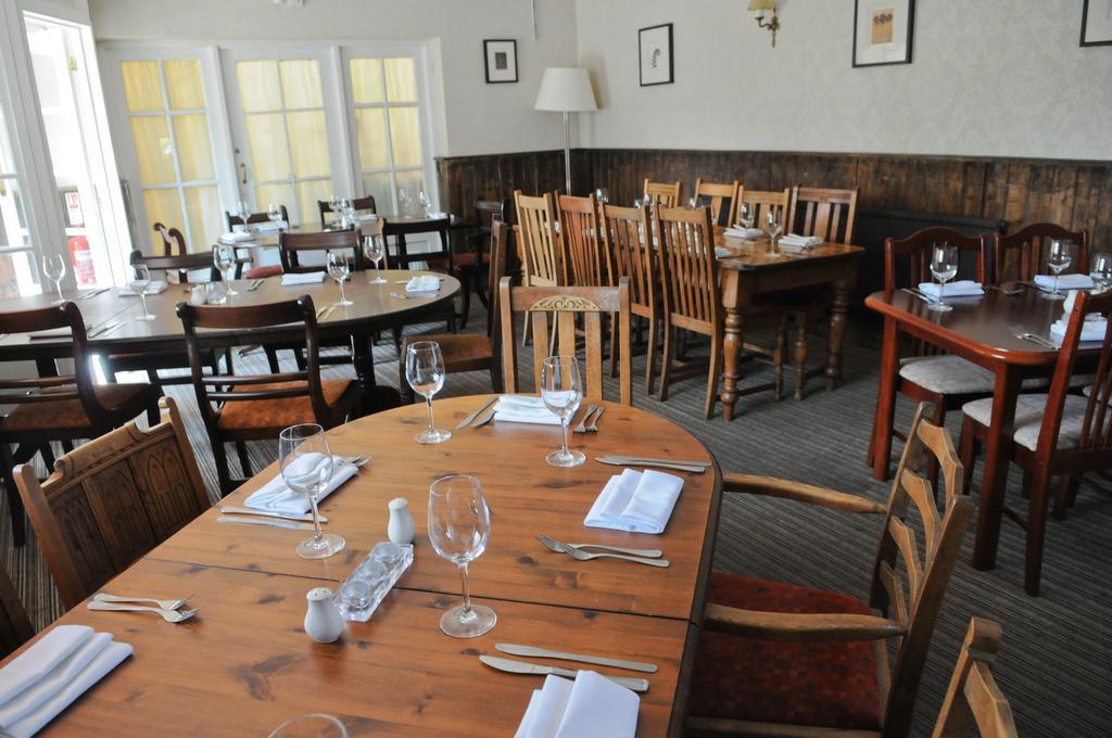 The New Court Inn Usk Exterior photo